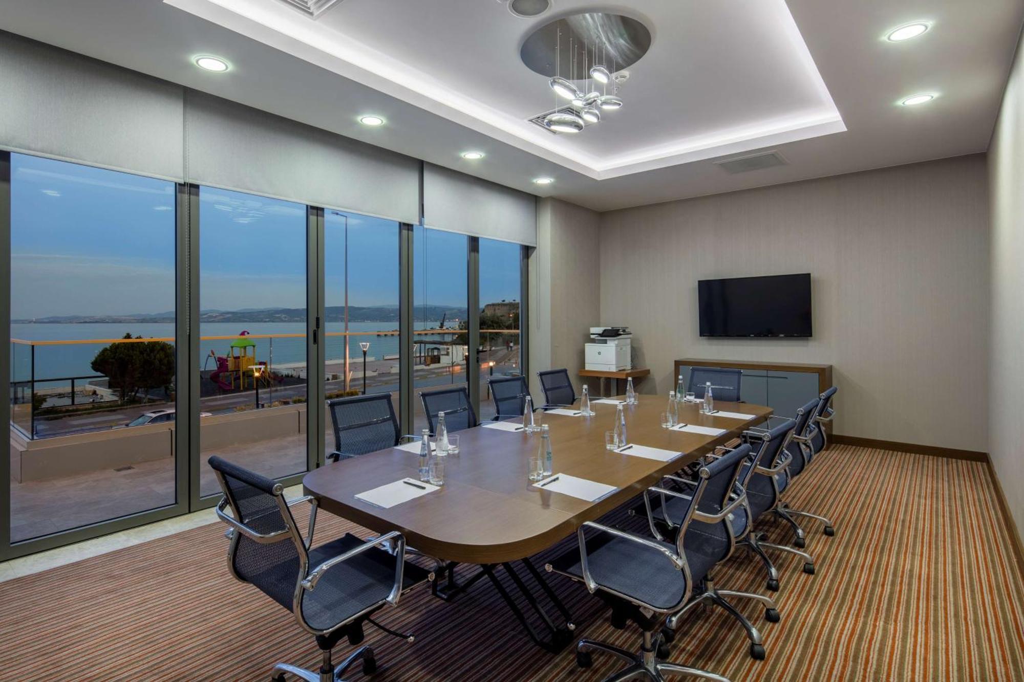 Hampton By Hilton Canakkale Gelibolu Exterior photo